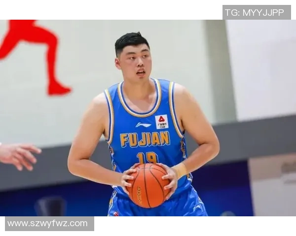 他曾是CBA最重球员李月汝的前男友24岁被裁引发热议